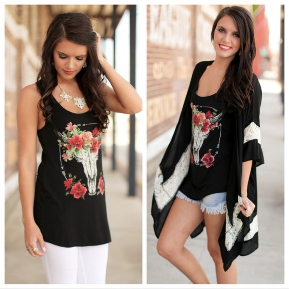 Bull Horn Graphic Tank Top - Picture 3 of 5